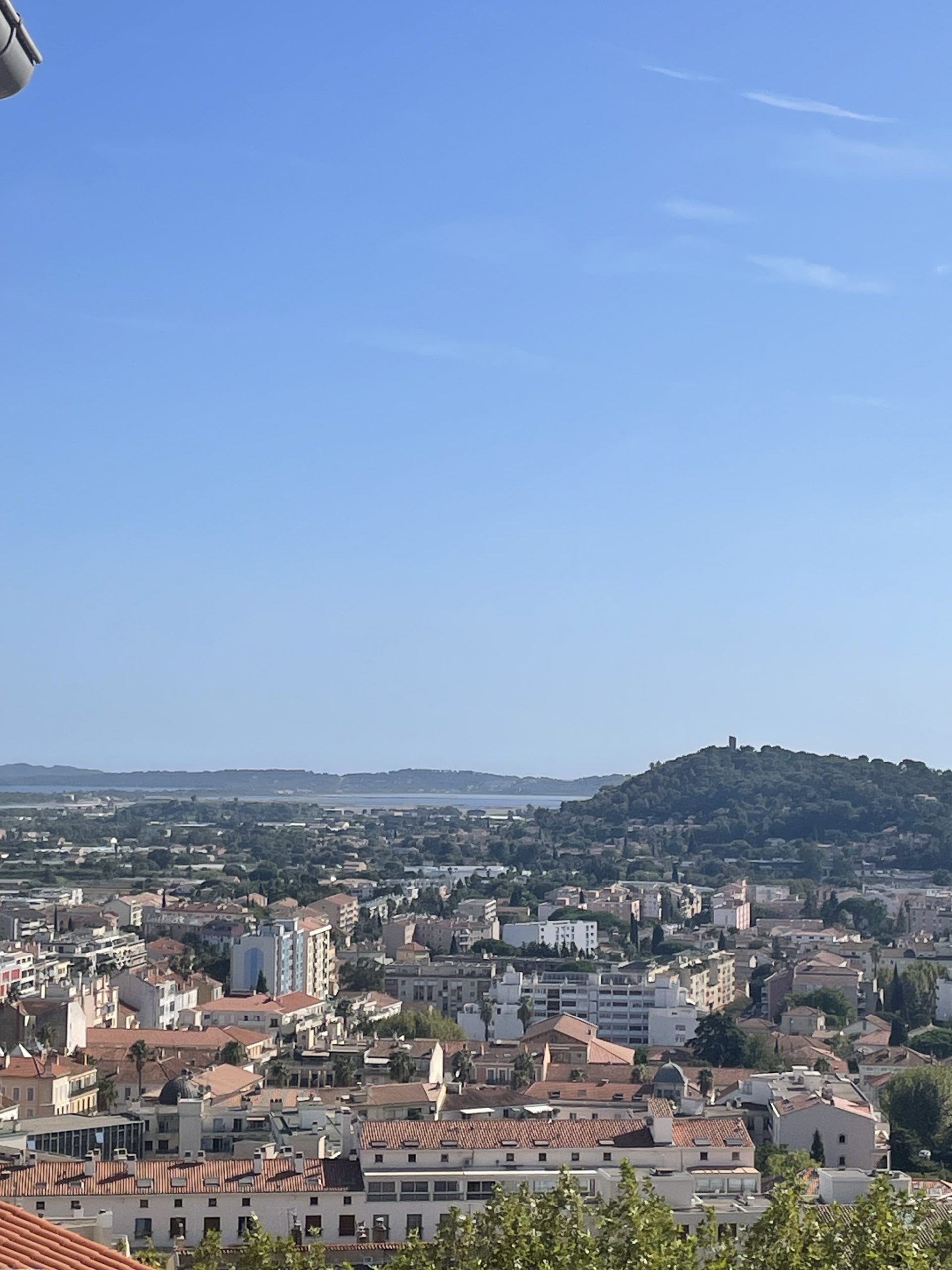 Hyères médiéval,Hyères quartier chic,Hyères les palmiers,Appartement d&rsquo;artiste